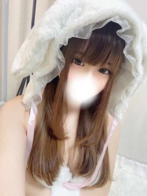明里つき